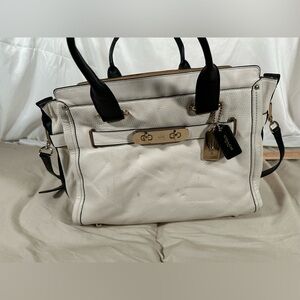 COACH Swagger 37 2WAY Tote Shoulder Bag Ivory Black Leather 34409 Handbag